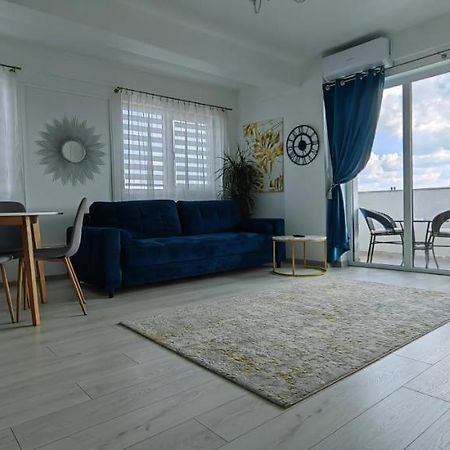 Apartament 1 Mai Bloc Nou-Self Check-In Craiova Eksteriør billede