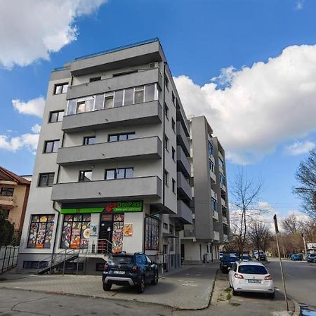 Apartament 1 Mai Bloc Nou-Self Check-In Lejlighed Craiova Eksteriør billede