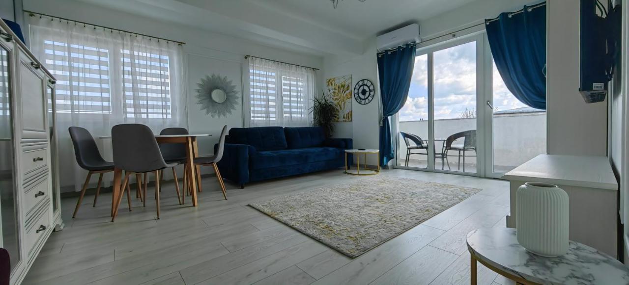 Apartament 1 Mai Bloc Nou-Self Check-In Craiova Eksteriør billede